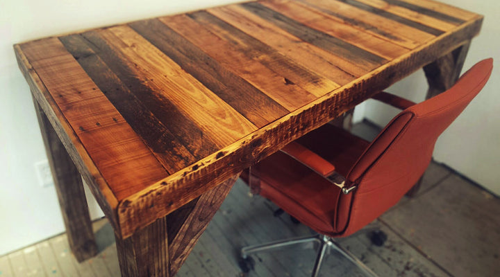 How To Make A Pallet Desk